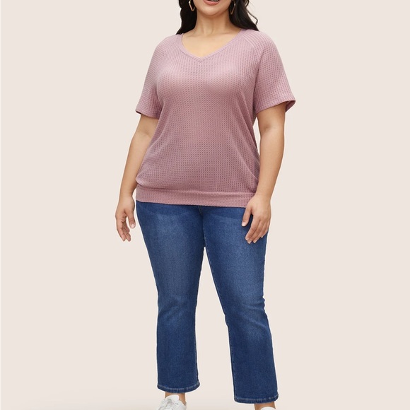 Bloomchic Plain Waffle Knit V Neck T-Shirt - Picture 3 of 7